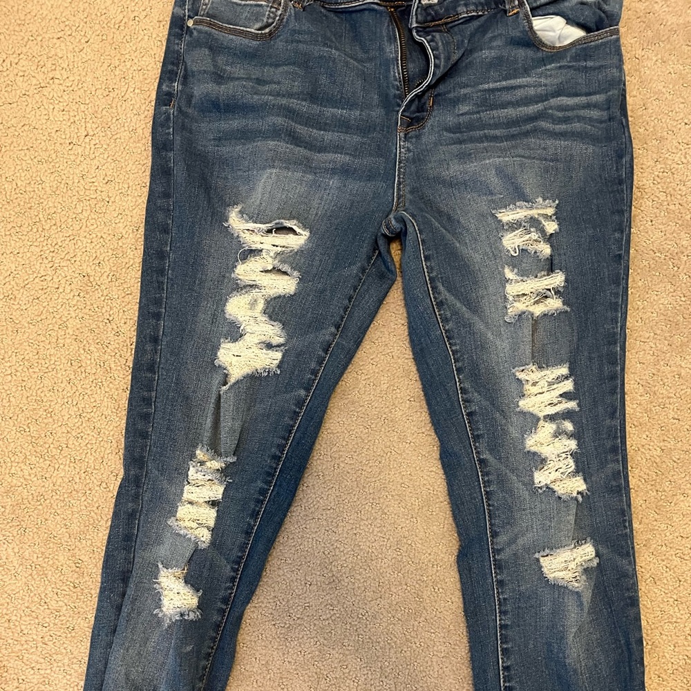only worn a few times!!